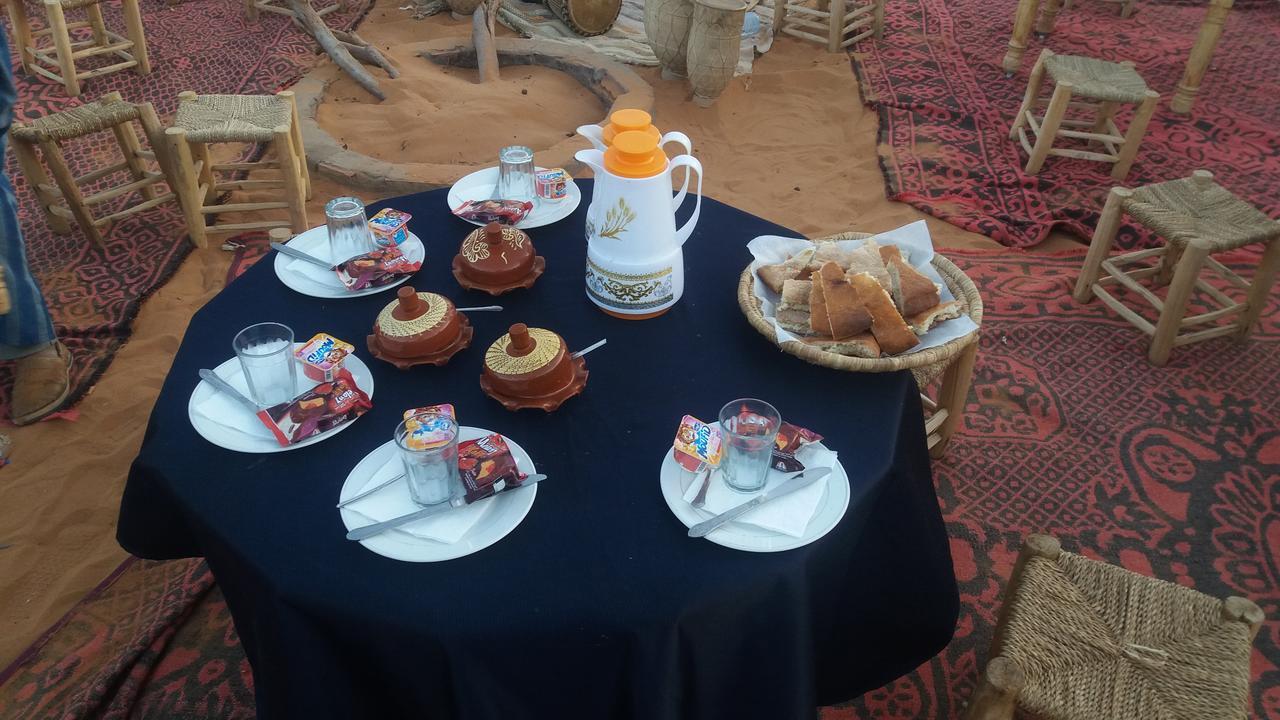 Dar Gamra Hotel Merzouga Bagian luar foto