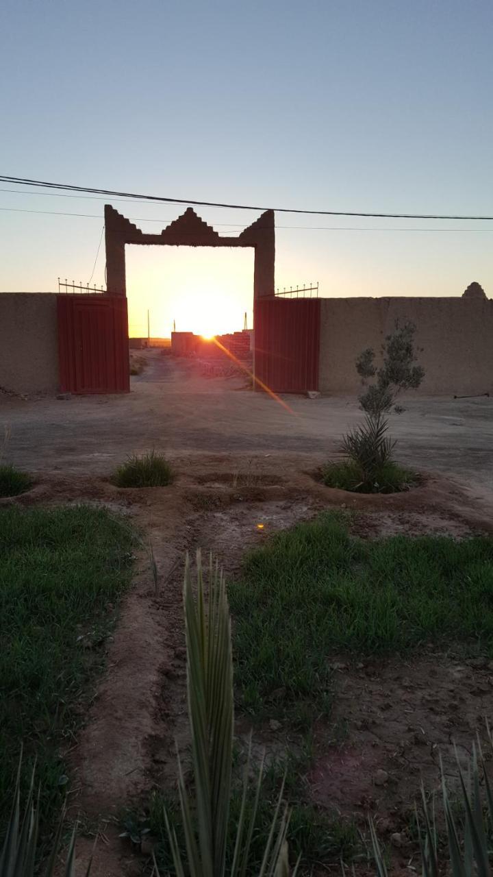 Dar Gamra Hotel Merzouga Bagian luar foto